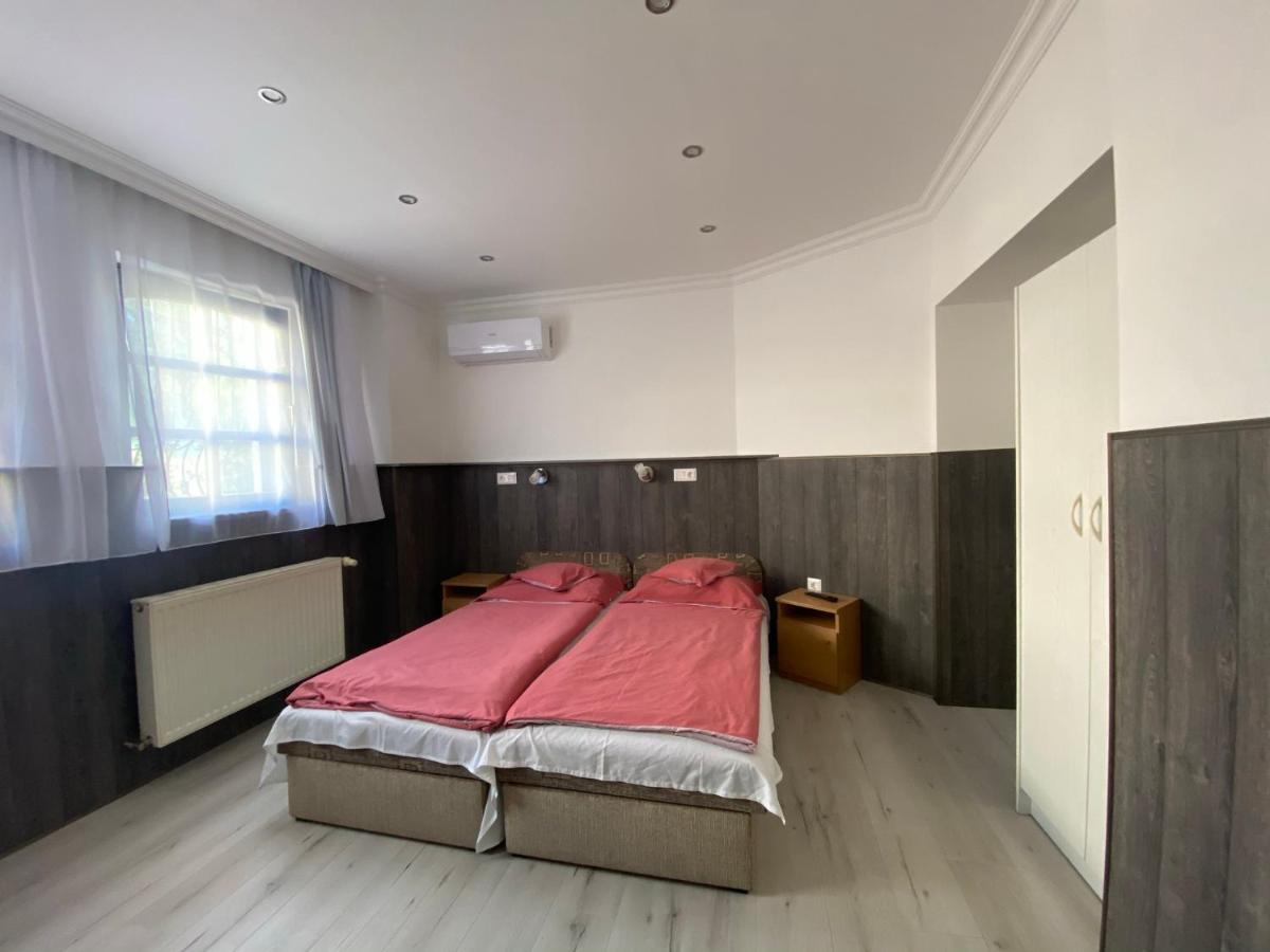 Holiday Apartmanhaz Balatonfüred Exteriör bild