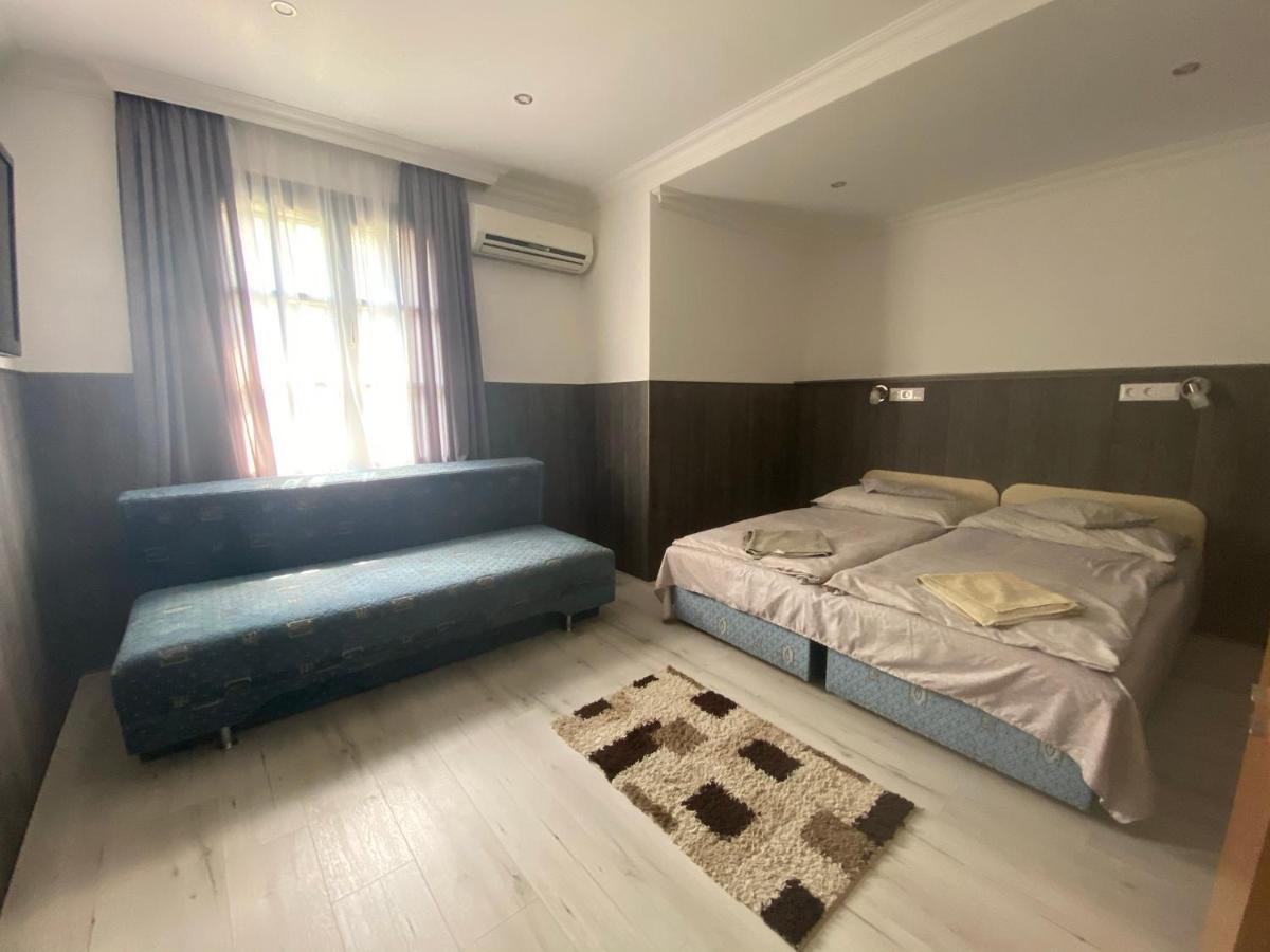 Holiday Apartmanhaz Balatonfüred Exteriör bild
